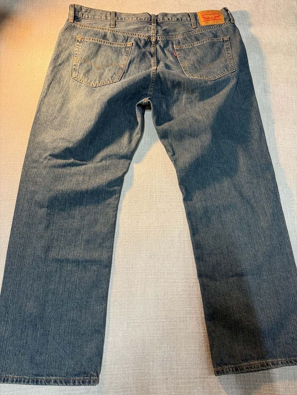 Levi's 559 Relaxed Straight Leg Jeans 42x30 - Picture 3 of 5